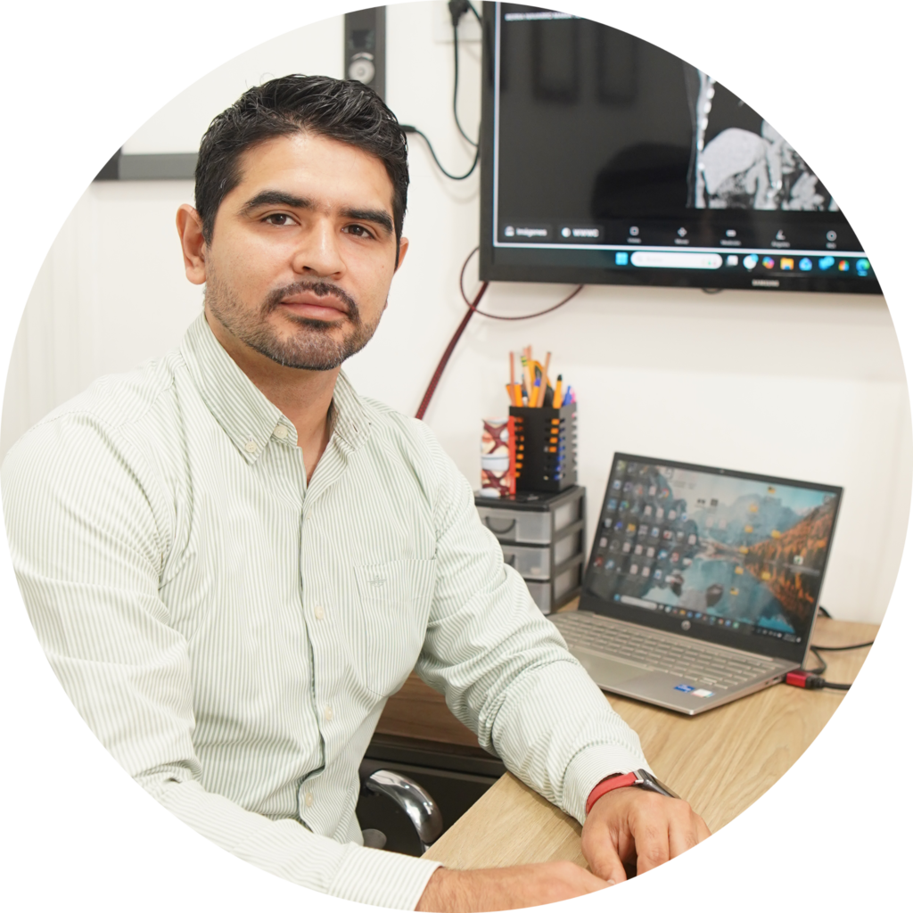 Dr. Alejandro Marín Castañeda Barón